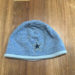 Reversible Dallas Cowboys winter hat